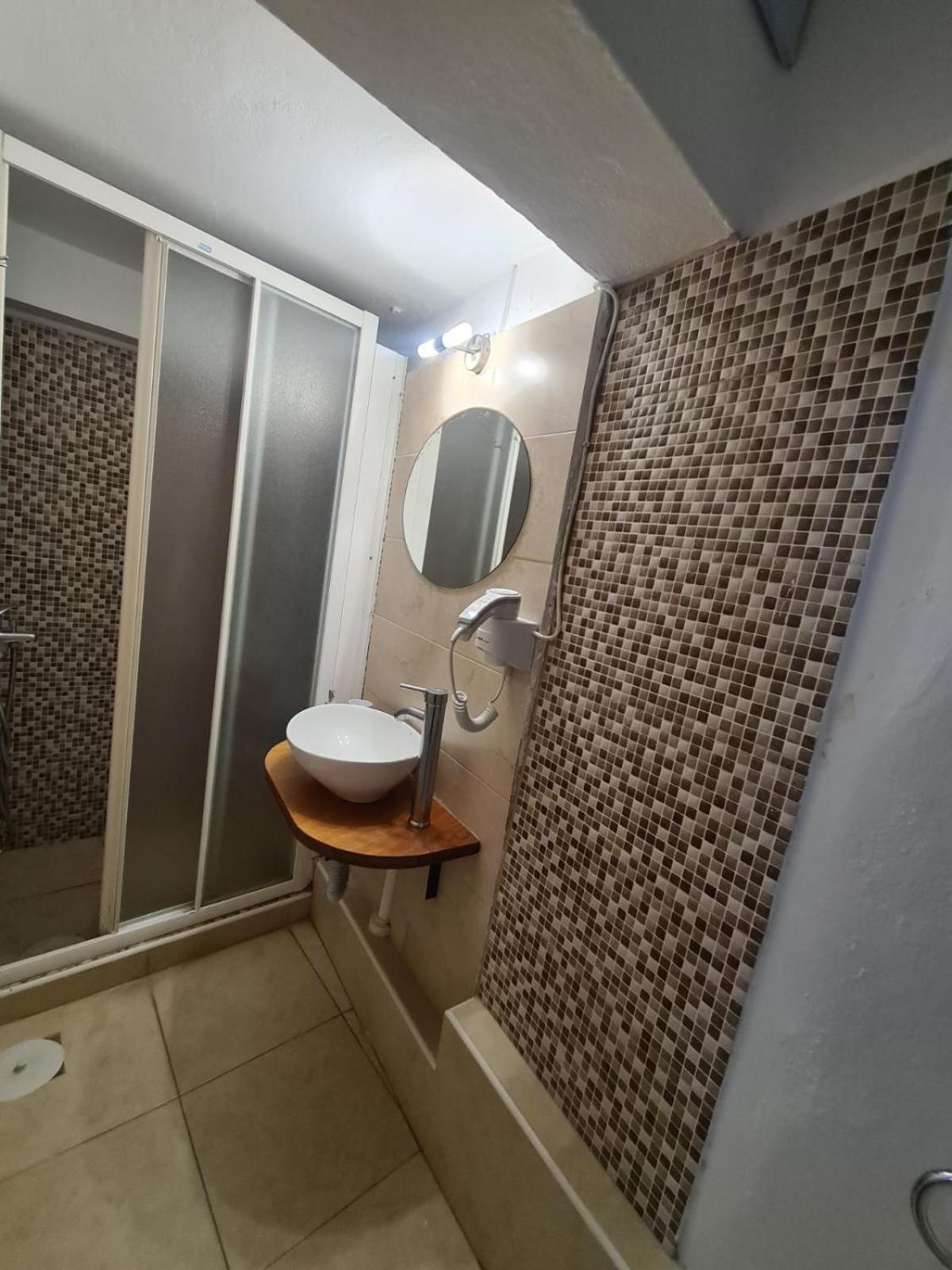 Aithra -Cosy Studio In Centre Of Poros Poros Town エクステリア 写真